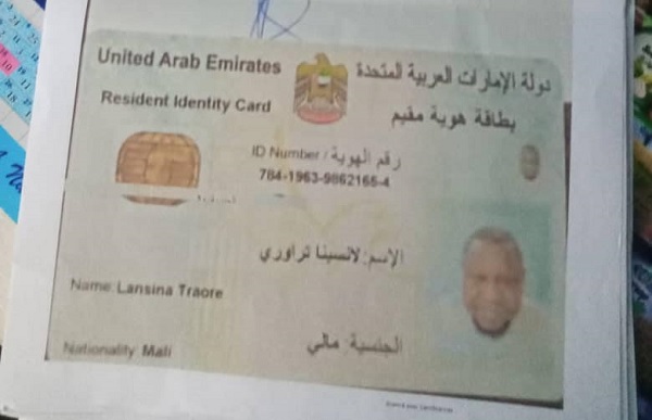 Một doanh nghiệp Việt bị đối tác Benin "bỏ bom" 2 container nước tăng lực ở cảng Cotonou nhiều ngày