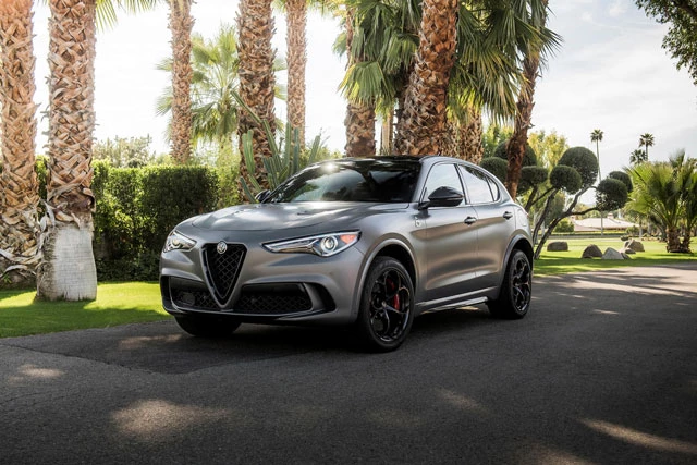 3. Alfa Romeo Stelvio.