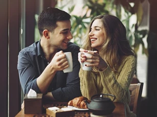 Phụ nữ thông minh sẽ không bao giờ chọn 1 người đàn ông theo 3 cách tầm thường này