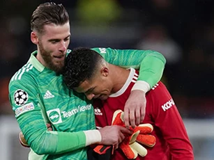 Solskjaer hết lời cảm ơn người hùng De Gea