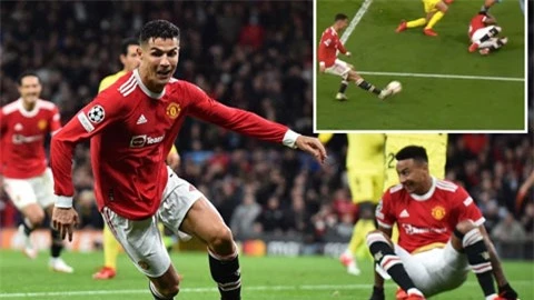 Bàn thắng của Ronaldo cho Man United không hợp lệ vì Lingard việt vị?