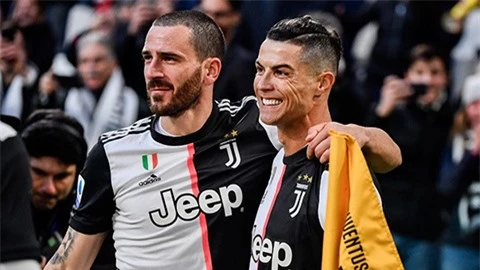 Bonucci: 'Ronaldo khiến Juventus lười biếng'