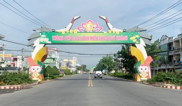 Tỉnh Đồng Tháp nới lỏng giãn cách. Tỉnh Đồng Tháp nới lỏng giãn cách.