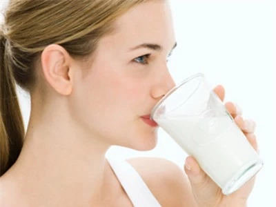 Uống sữa không đúng cách sẽ gây ra những nguy hại sức khỏe