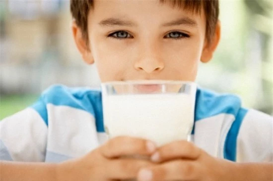 Cần uống sữa đúng cách mới phát huy được tác dụng mà nó mang lại