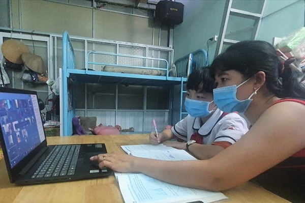 Học sinh, sinh viên có thể được vay tối đa 7 triệu đồng lãi suất 0% để mua máy tính