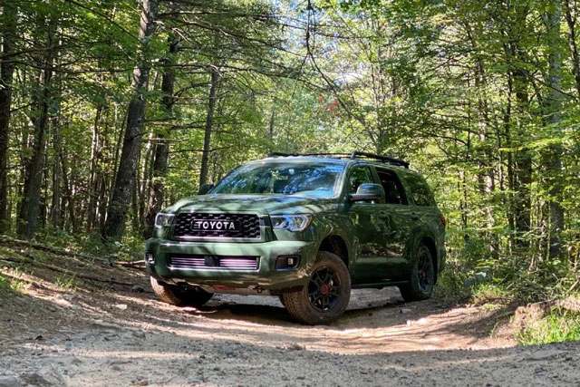 2. Toyota Sequoia TRD 2020.