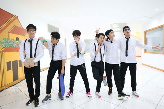 Nhã Phương hóa fangirl của Trường Giang, ông xã đứng giữa dàn trai đẹp vẫn được vợ khen nức nở