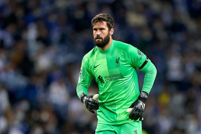 Thủ môn: Alisson Becker (Liverpool).