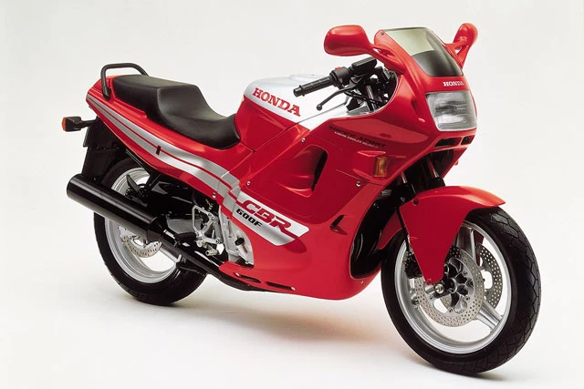 10. Honda CBR600F 1987.