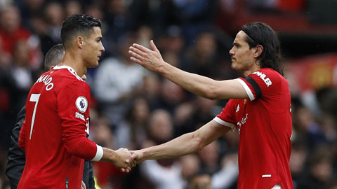 Edinson Cavani còn nguyên giá trị với Man United