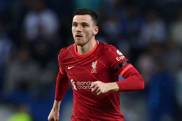 Hậu vệ trái: Andrew Robertson (Liverpool).