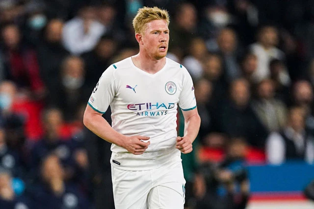 Tiền vệ: Kevin De Bruyne (Man City).