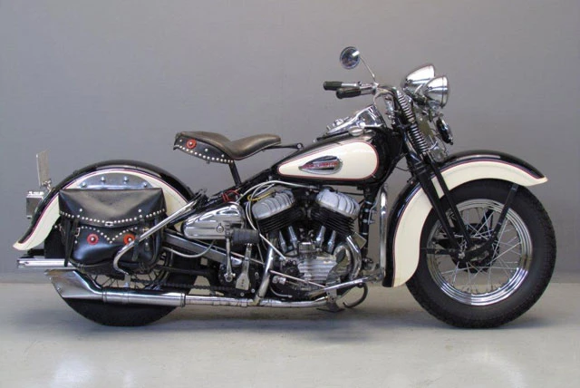 8. Harley-Davidson WL.