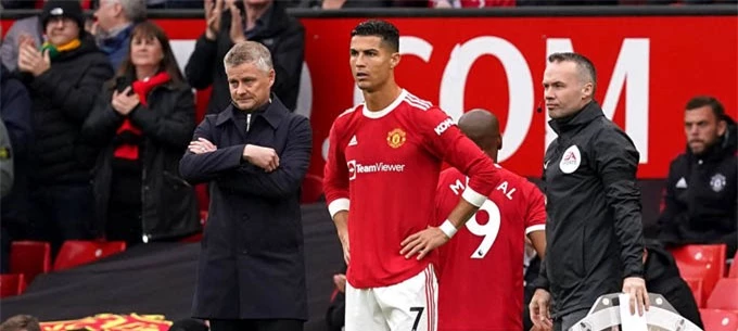 Ronaldo vào sân từ ghế dự bị ở trận Man United vs Everton