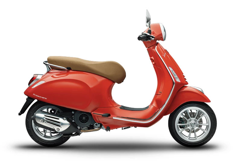 Vespa Primavera.