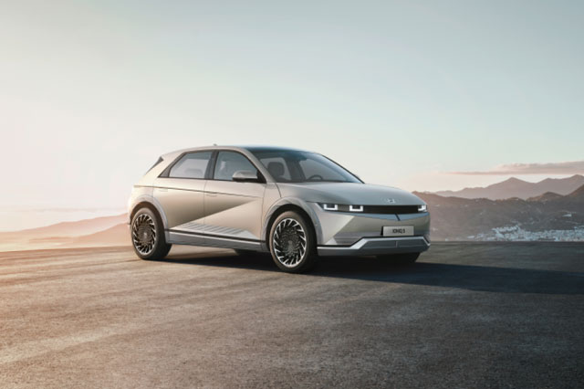 Xe điện Hyundai Ioniq 2022 có giá từ 1,17 tỷ đồng