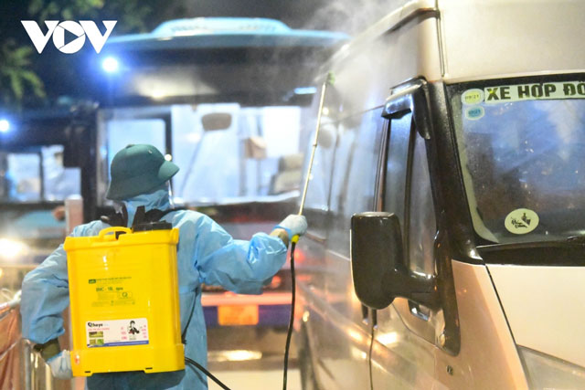 Ngày 4/10, cả nước có 5.383 ca mắc COVID-19 mới, 27.683 bệnh nhân khỏi bệnh