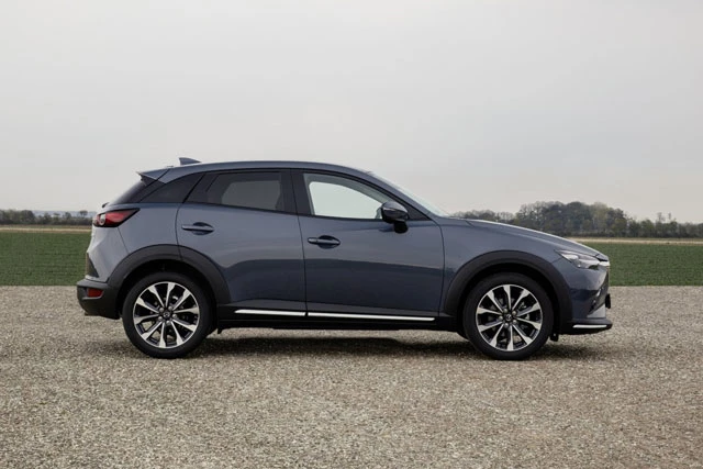 5. Mazda CX-3 2021 (giá khởi điểm: 21.965 USD).