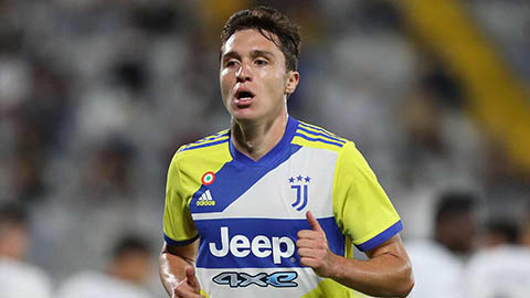 Ferdinand chưa hiểu vì sao Man United không mua Chiesa