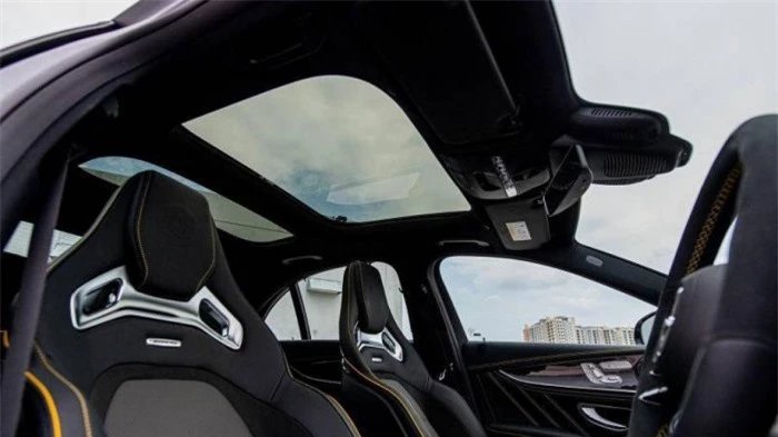 Chi tiết Mercedes-AMG E63S 4Matic+ 2021, giá 6,03 tỷ đồng 11