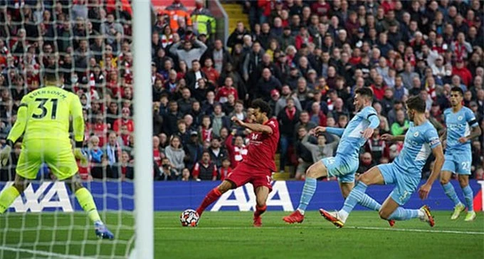 Pha làm bàn đỉnh cao của Salah vào lưới Man City