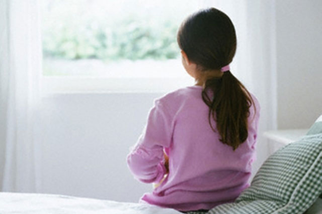 6 dấu hiệu nhận biết trẻ mắc tự kỷ