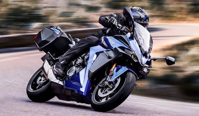Chi tiết Suzuki GSX-S1000 GT 2022, đối thủ của Kawasaki H2 SX