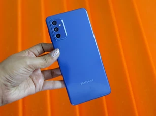 Smartphone chip 778G, RAM 8 GB, màn hình 120Hz, pin 5.000 mAh, giá gần 10 triệu