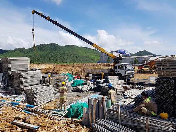 Dự án Trung tâm Nghiên cứu, Phát triển và Sản xuất Fujikin Đà Nẵng tổng vốn đầu tư 35 triệu USD của Nhật Bản vừa được khởi công xây dựng tại Khu Công nghệ cao Đà Nẵng ngày 5/10