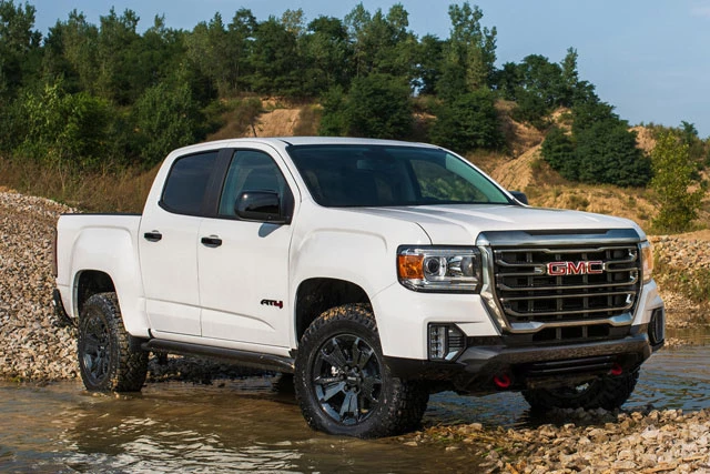 5. GMC Canyon 2021 (giá khởi điểm: 26.800 USD).