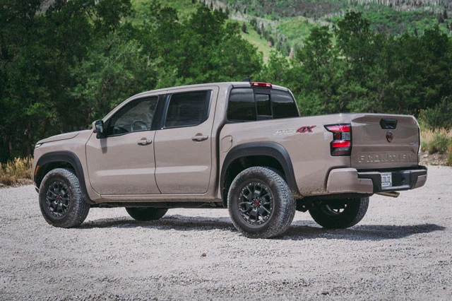 6. Nissan Frontier 2020 (giá khởi điểm: 27.190 USD).