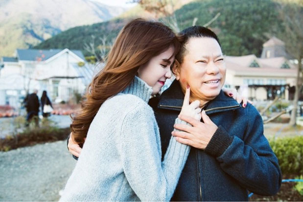 Tình cũ 77 tuổi của Ngọc Trinh tuyển giúp việc lương gần 800 triệu, chỉ cần đáp ứng đủ 5 yêu cầu!