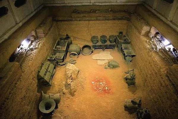 Cảnh tượng nghiệt ngã trong lăng mộ nữ tướng có chiến tích lừng lẫy ngang Tần Thủy Hoàng