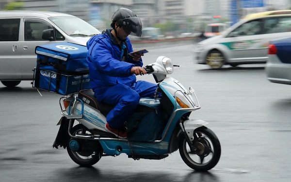 Đại dịch COVID-19 giáng đòn mạnh và biến đổi kinh tế Trung Quốc như thế nào?