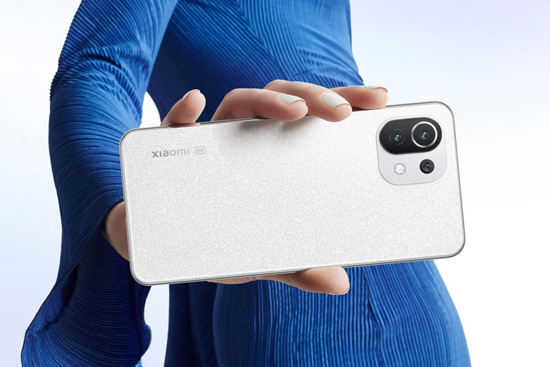 Smartphone Xiaomi dùng chip S780G, RAM 8 GB, chống nước, sạc 33W, giá 8,99 triệu tại Việt Nam
