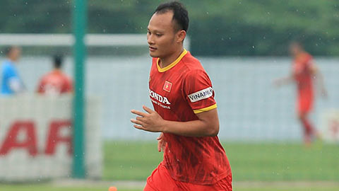 Trọng Hoàng có nguy cơ lỡ hẹn với AFF Cup 2020