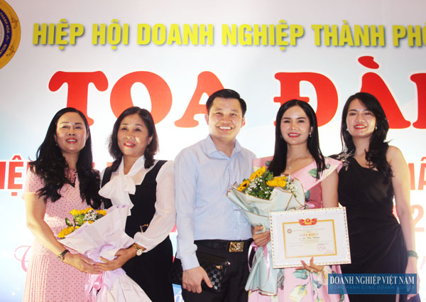 Hiệp hội Doanh nghiệp TP Thanh Hóa tổ chức Gala kỷ niệm ngày Doanh nhân Việt nam 13/10