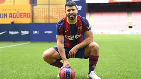 Aguero ra mắt Barcelona ở trận El Clasico