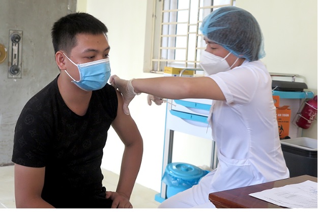 Phú Thọ: Không có việc Trung tâm Y tế huyện Tân Sơn thu phí khám sàng lọc tiêm vaccine COVID-19