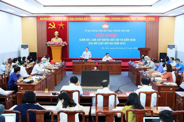 Giám sát chỉ ra nhiều bất cập của Luật Đất đai năm 2013