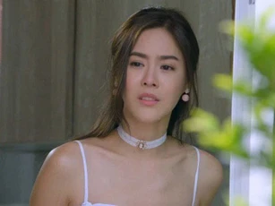 Mượn điện thoại của chồng để nhắn mời chị chồng sang ăn cơm, nhìn nội dung đáp lại mà tôi rụng rời