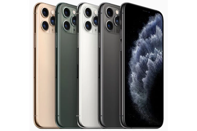 3. iPhone 11 Pro Max (thời lượng pin: 11 giờ 54 phút).