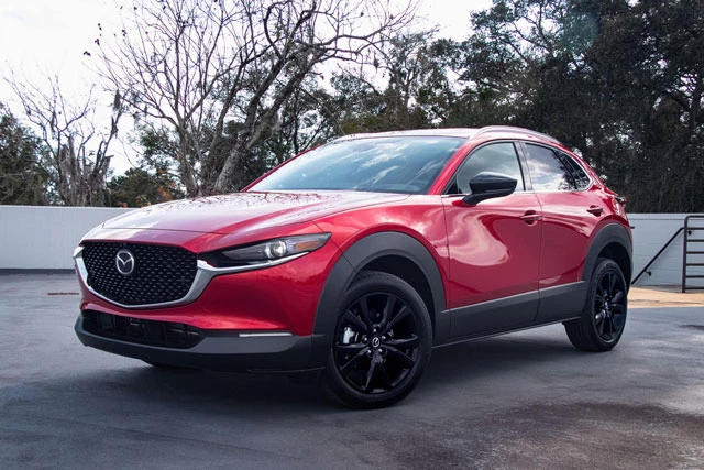 7. Mazda CX-30 2021 (giá khởi điểm: 23.000 USD).