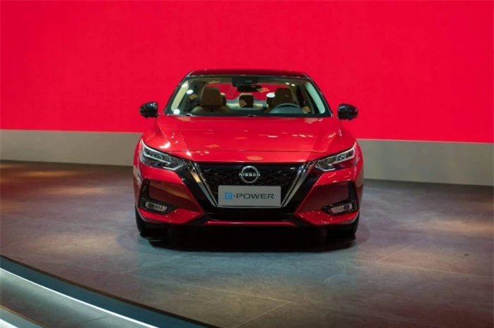 Nissan Sylphy e-Power 2022 ra mắt, tiêu thụ nhiên liệu chỉ 3,9L/100km 8