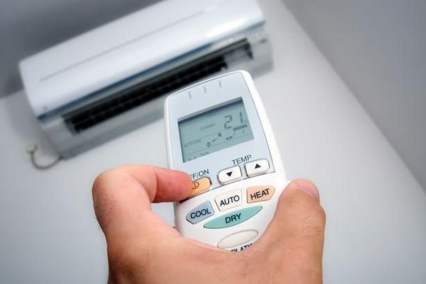 Đóng kín cửa bật điều hòa ai cũng tưởng đúng hóa ra sai lầm tai hại: Vừa tốn điện vừa hại sức khỏe