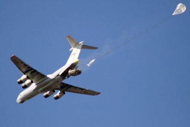 Nga có dù tự lái, tránh nhầm lẫn như Mỹ