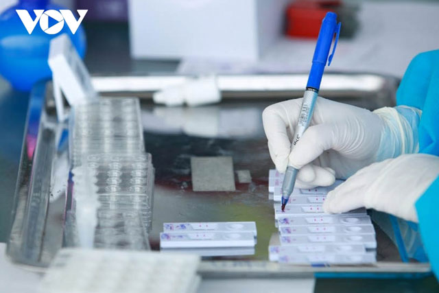 Ngày 11/10, cả nước có 3.619 ca mắc COVID-19 mới, 115 ca tử vong