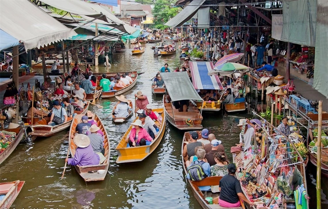 kham pha cho noi thai lan