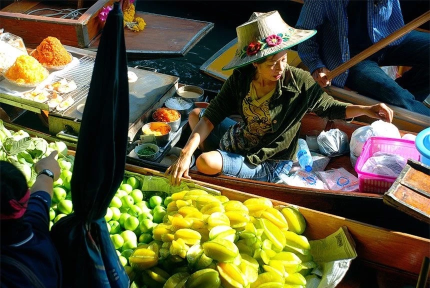 kham pha cho noi thai lan